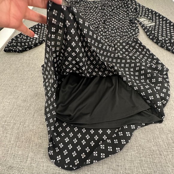 Brand New! Express Dress Black & White Small Neckline Tie Elastic Waist Balloon - Picture 8 of 15